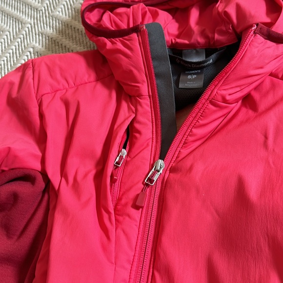 Black Diamond Women’s Deployment Hybrid Hoody - size S *NWOT - Picture 4 of 11